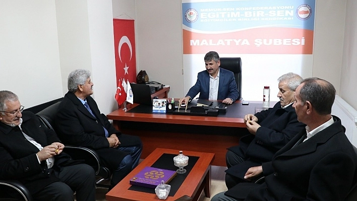 Aday adayı Ekinci'den Eğitim-Bir-Sen ziyareti 