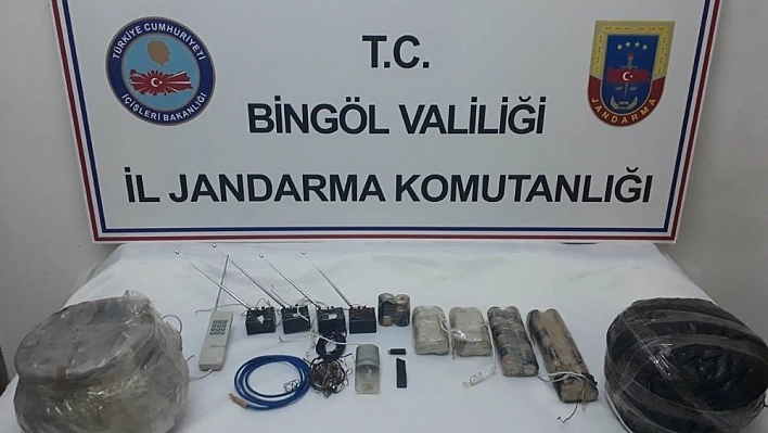 Bingöl'de 2 adet patlayıcı ve düzenekleri ele geçirildi 