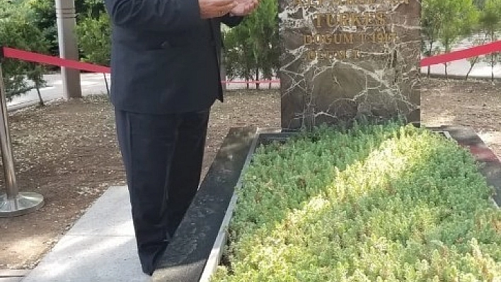 Fendoğlu Alparslan Türkeş'in doğum gününü kutladı 