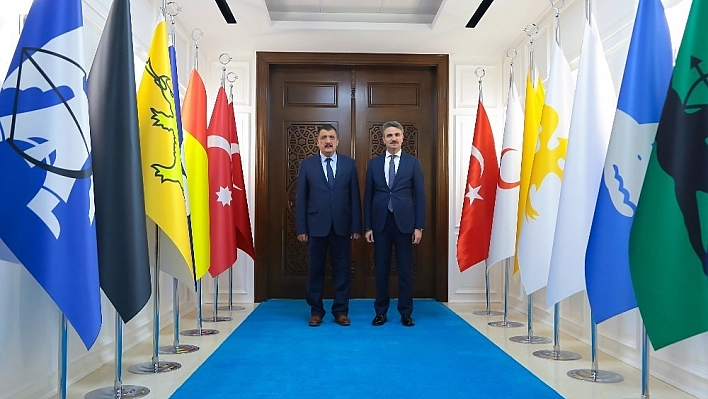 Vali Baruş, Başkan Gürkan'ı ziyaret etti 