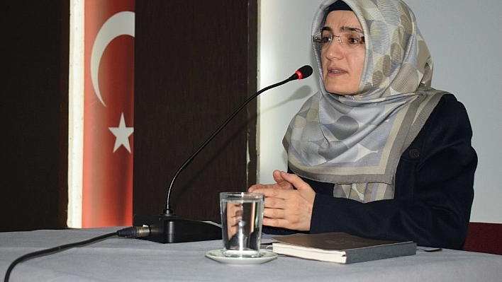 'Efendimizi Anlamak' konulu konferansına yoğun ilgi 