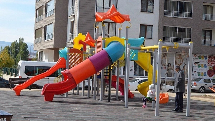 Kayyum başkan, Tunceli'ye 26 park kazandırdı 