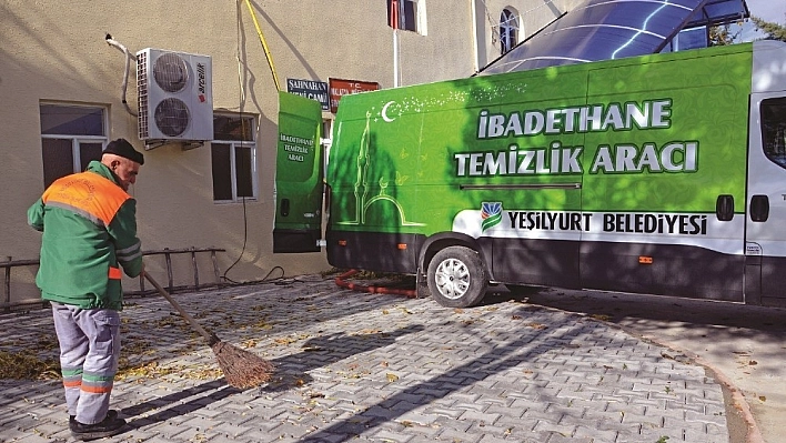 Yeşilyurt temizliği ile dikkat çekiyor 
