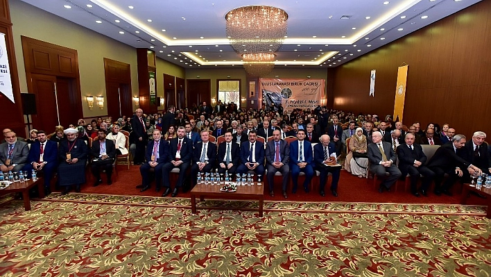 '5. Niyazi Mısri El-Malati' sempozyumu Malatya'da başladı 
