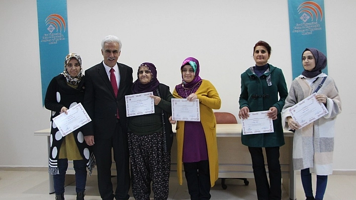 Yetiştiricilere sertifikaları verildi