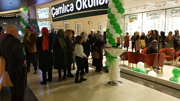 Çamlıca Kolej Fen Lisesi tanıtım ofisi AVM'de açıldı 