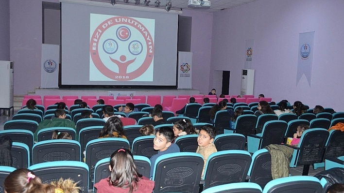 Öğrenciler sinema keyfi yaşadı 