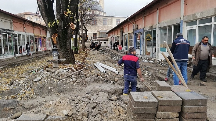 Akçadağ'da Millet Bahçesi çalışmaları sürüyor 
