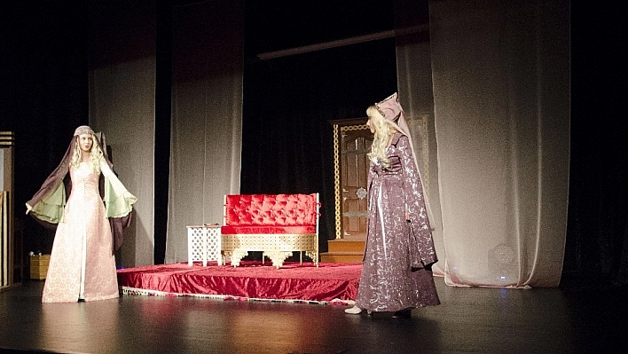 'Gayrı Resmi Hürrem' oyunu tam not oldu 