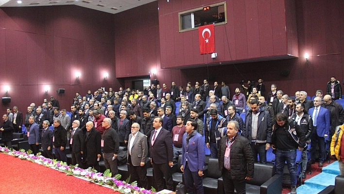 Elazığspor Kongresinde Yine Şov Yaptılar!