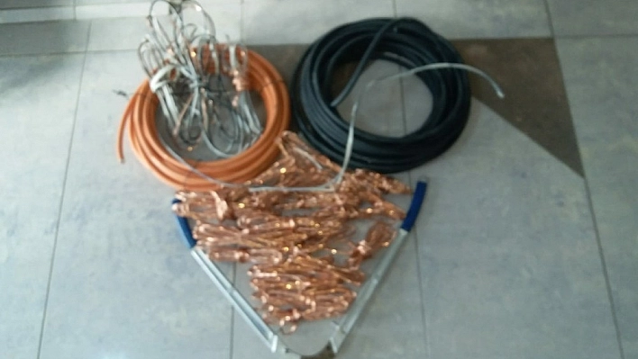 Kablo Hırsızları Yakalandı