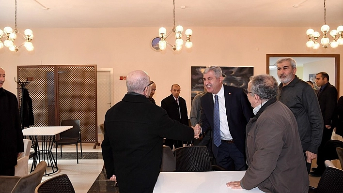 Başkan Polat, Vefa Konağını ziyaret etti 