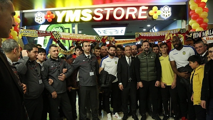 E.Yeni Malatyaspor'un imza gününe yoğun ilgi 