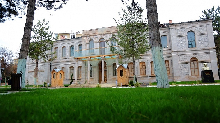 Tarihi bina, eski ihtişamlı günlerine kavuştu 