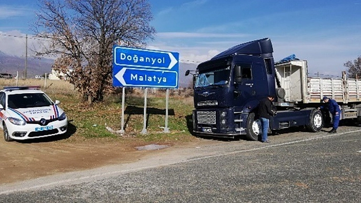 Jandarmadan ağır taşıtlara sıkı takip 