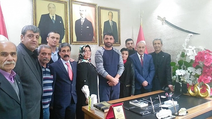 MHP Battalgazi İlçe Başkanlığında itişare toplantısı 