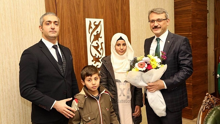 Vali Ekinci, 'Mağdurun ve mazlumun yanında olacağız' 
