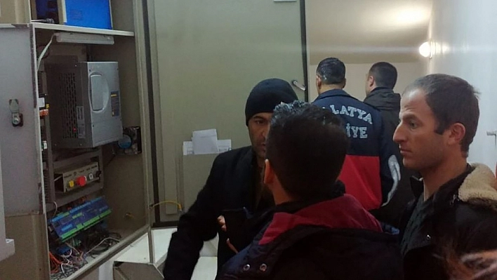 Malatya'da asansörde mahsur kalanları kurtarma eğitimi 
