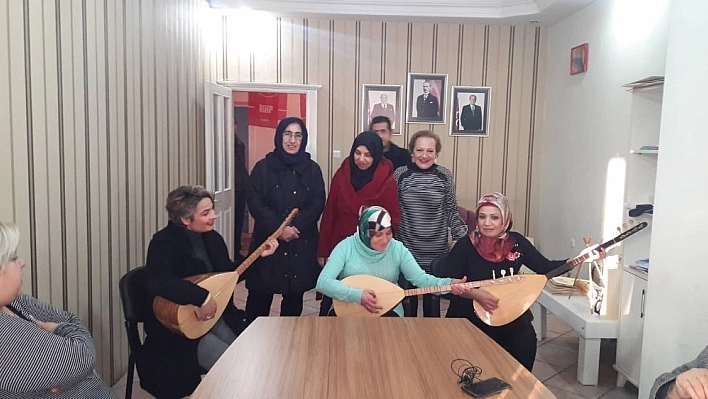 MHP kadın kollarından anlamlı etkinlik 
