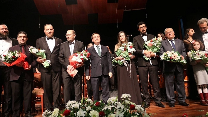 Yaylı Çalgılar Orkestrası 30. yıl konseri düzenlendi 