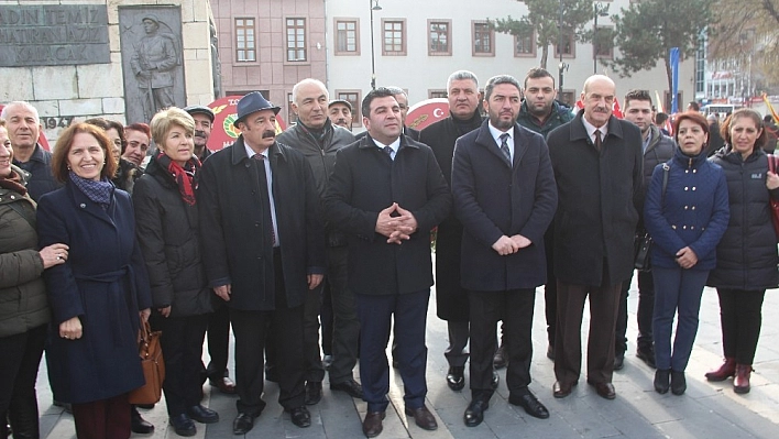 CHP, Malatya'da İsmet İnönü'yü ölüm yıl dönümünde andı 