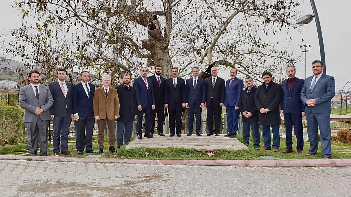 Vali Baruş ve Başkan Gürkan müftülerle buluştu 
