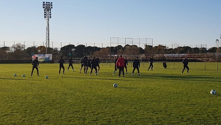 Yeşilyurt Belediyespor'da Belek kampı sürüyor 
