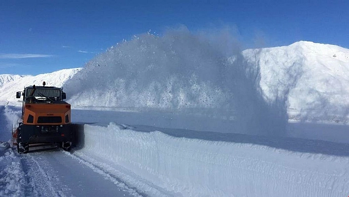 Tunceli'de 123 köy yolu ulaşıma açıldı, 99'u için çalışma sürüyor 