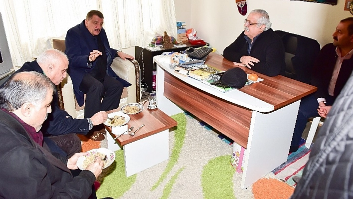 Başkan Gürkan, Lokma gününe katıldı 