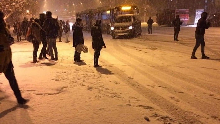 Malatya iki üniversitede kar tatili 