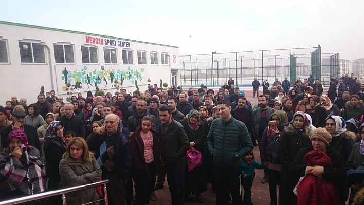 Mercan Koleji kabul sınavına yoğun ilgi 