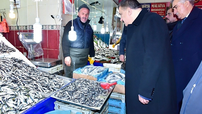 Başkan Gürkan, çarşı esnafını ziyaret etti 