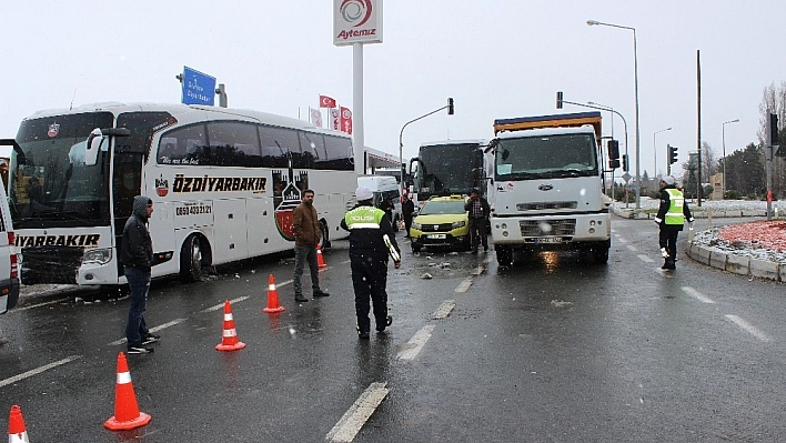 Elazığ'dan 2 Şehre Ulaşım kapandı