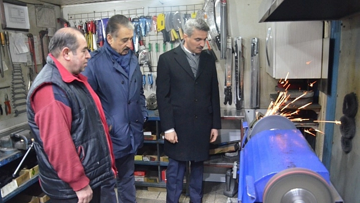 Vali Baruş esnafı ziyaret etti 