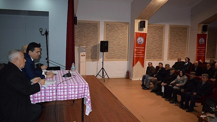 Arguvan'da muhtarlar toplantısı 