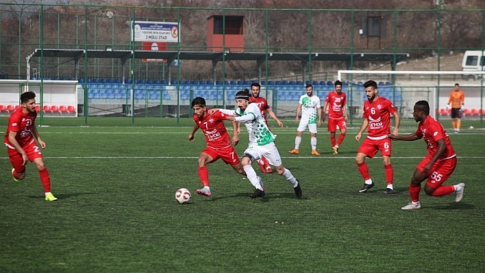 Pütürge Belediyespor sahasında mağlup 