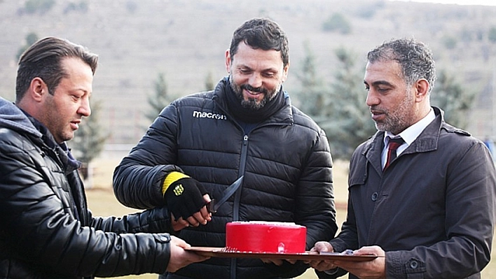 Erol Bulut'a doğum günü sürprizi 