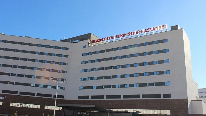 Hastaneye 'Fethi Sekin' tabelası asıldı