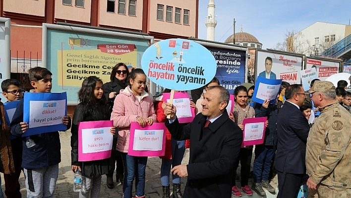 Tunceli'de 'Öncelik Hayatın, Öncelik Yayanın' etkinliği 