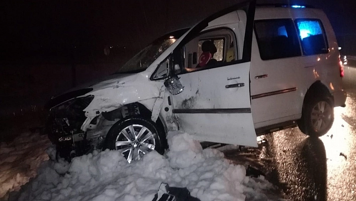Akçadağ'da feci kaza: 5 yaralı 