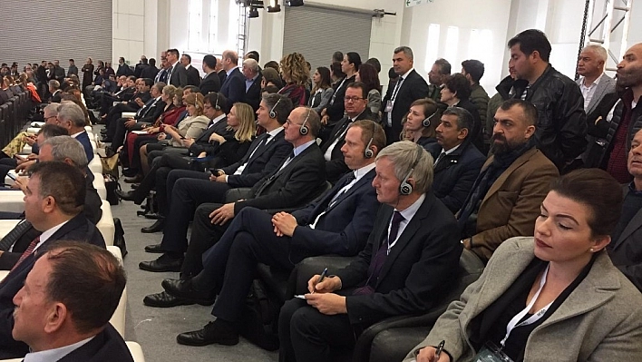 İzmir Tarım ve Hayvancılık Fuarı'na Malatya'da katıldı 