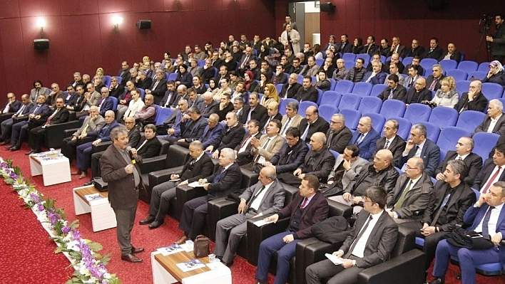'Etkili Yönetim ve Liderlik' konferansı