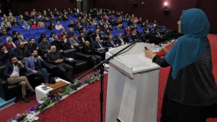 Rehber Öğretmenlerine Seminer Düzenlendi