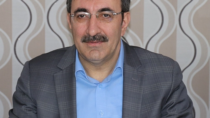 AK Partili Yılmaz: 'Kendisini gizleme gayreti içinde mahcup olan bir yapılanma görüyoruz' 