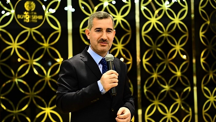 Başkan Çınar belediye personelleriyle bir araya geldi 
