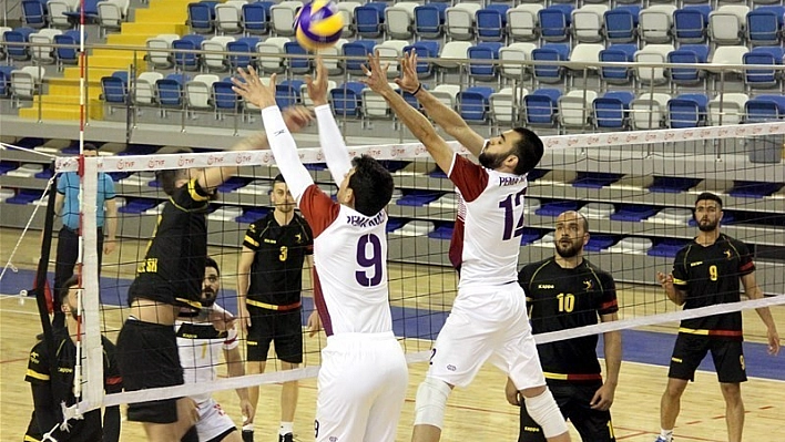 Voleybol 2. Lig yarı final müsabakaları sona erdi 