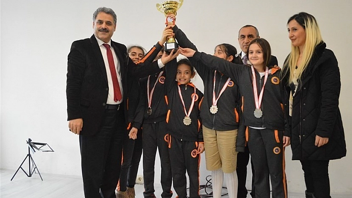 Okullar Arası Satranç müsabakaları sona erdi 