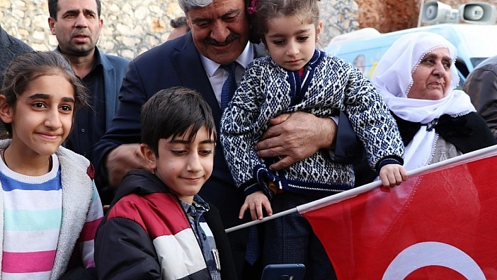 Ekinci davul zurna ile karşılandı 