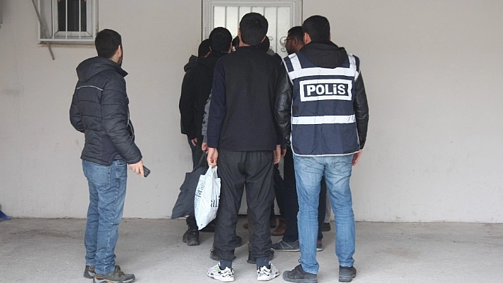 Elazığ'da DEAŞ operasyonunda 7 şüpheli adliyeye sevk edildi 