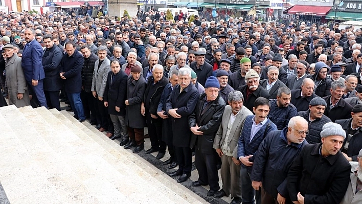 Vahşi saldırıda hayatını kaybedenler için gıyabi cenaze namazı 